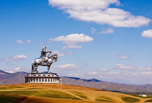 sixpenceee:   Genghis Khan statue on the Mongolian steepes. 