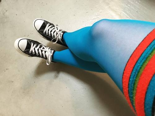 Teal #tights with #chucks #converse #tealtights #stockings...