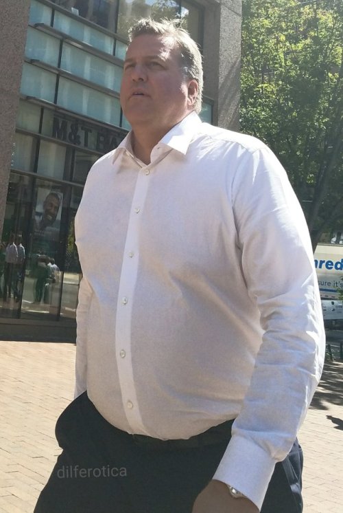 dilferotica: Well-padded daddy