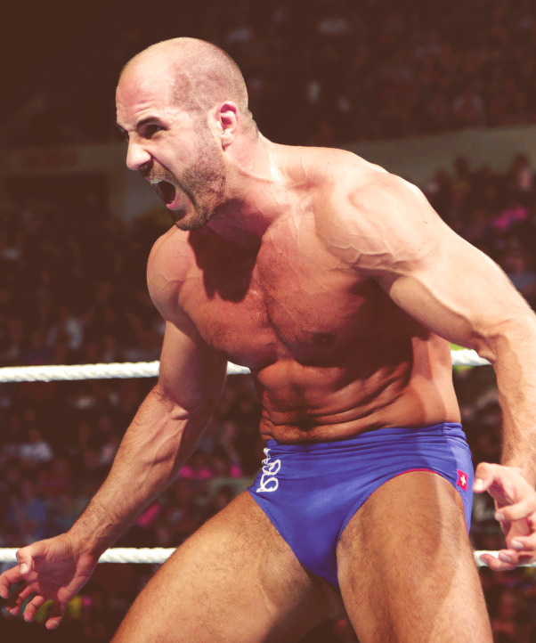 Loving those blue trunks Cesaro! ;-)
