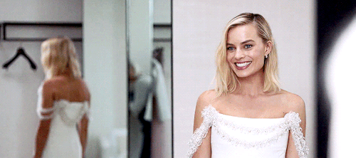margotsrobbie:Margot Robbie at the Oscars 2018 — CHANEL