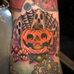 kylecrowell:  Spooky ditch. Halloween everyday. Thanks Meghan. #🎃  (at Torch Tattoo)