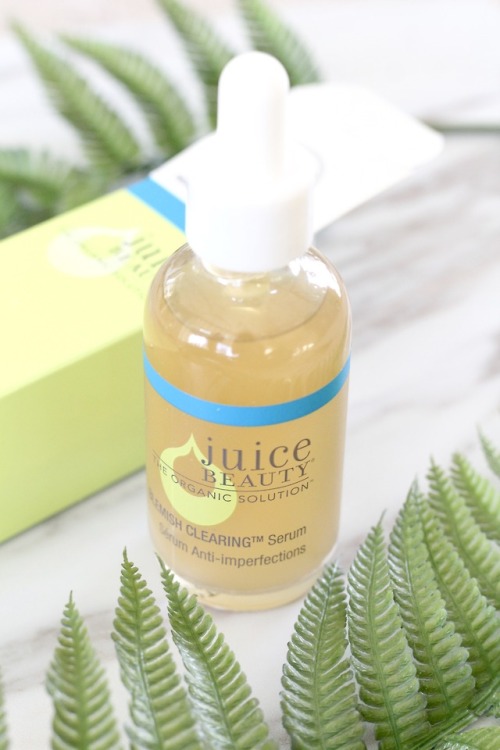 Juice Beauty Blemish Clearing SerumIs anyone else breaking out like crazy right now? No? Just me? Oh