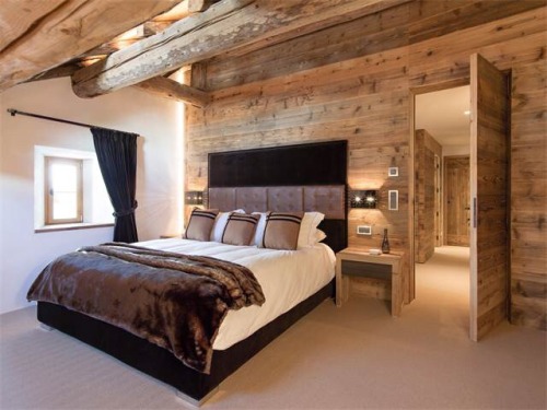 fineinteriors:Restored Engadin (built in 1680) house near St. Moritz listed by Sotheby’s Realty.