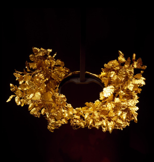 theladyintweed:TheLadyInTweedGolden Jewels from Vergina Museum, MacedoniaMany are from the tomb of P