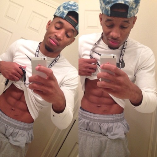 realthug29:  thatjackpot:  bruhyousexy:  Love a dude that can go from thug to a gentleman   Follow: THATJACKPOT.tumblr.comFollow: Instagram.com/_JACKPOT_  Sexy