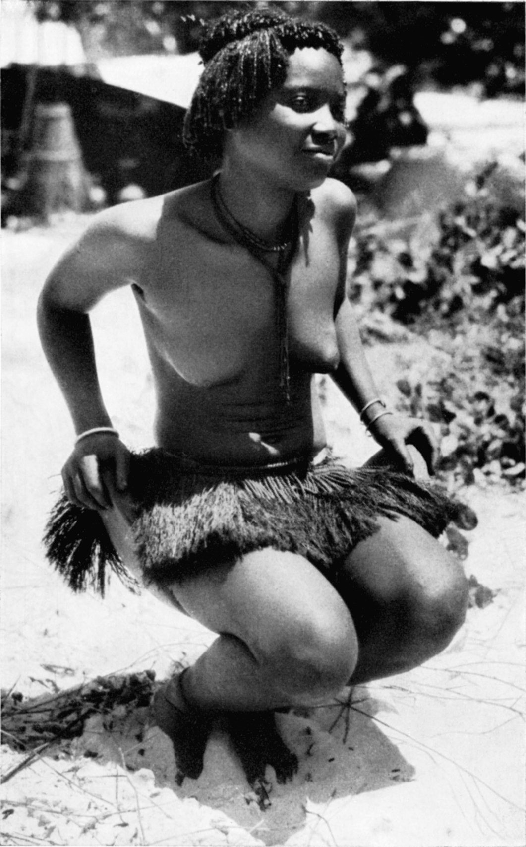 Dancing girl from Guinea-Bissau. Via Collection of Old Photos.