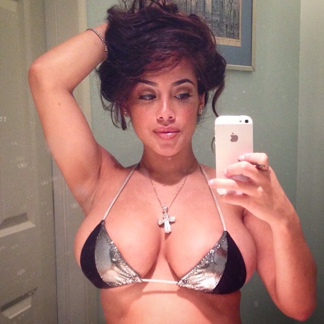 pookaluvcurves:  Pookaluvcurves