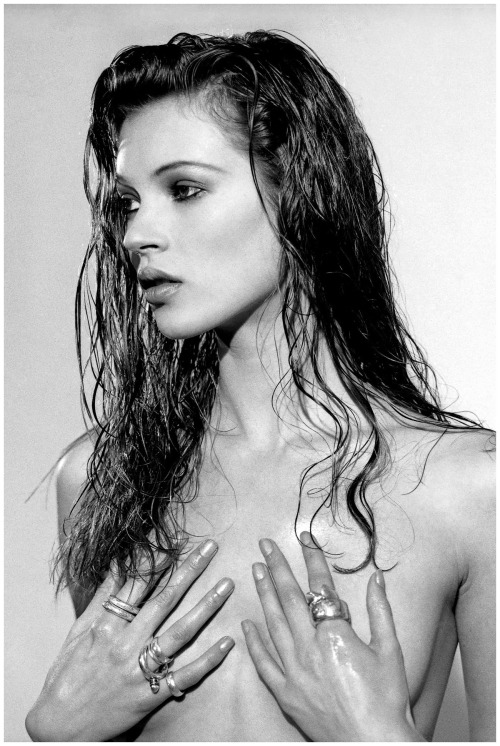 Porn Kate Moss by Corinne Day—1990 photos