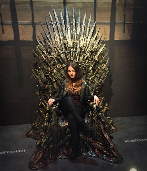 Finally a true Baratheon on the throne. 