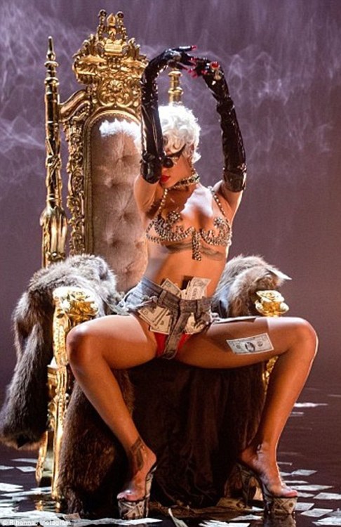 Rihanna Source:Gotceleb.com