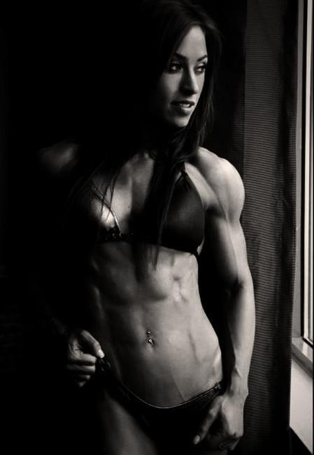 sexyfitnessgirls:  #sexy #fit #gym #muscles @DulceDuro