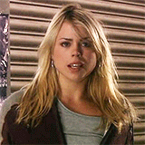 jessrnoore:  Doctor Who Rewatch:  ( 1x01 - Rose ) &ldquo;The ground beneath