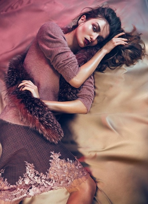 XXX worldsmoda: Andreea Diaconou for VOGUE CHINA, photo