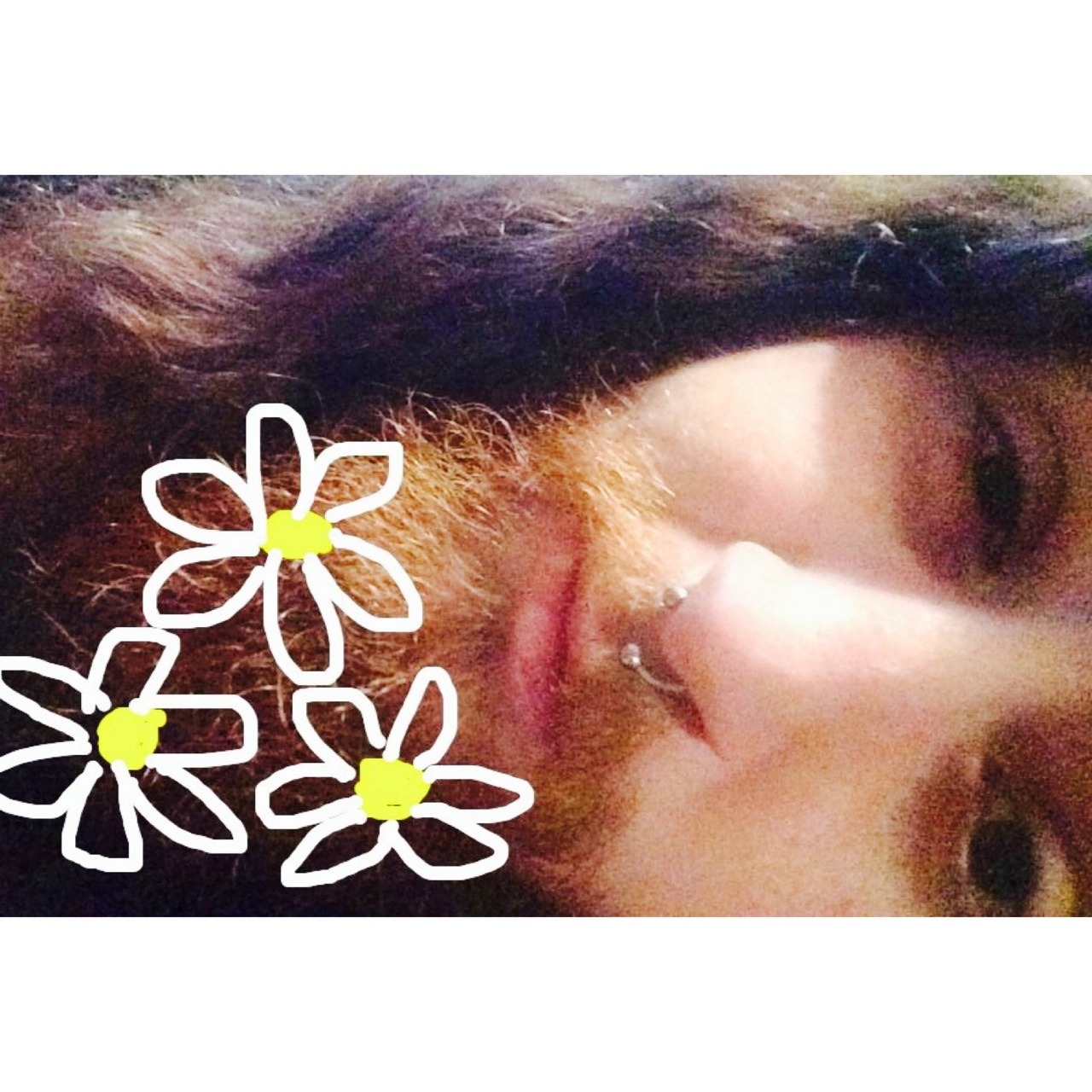 whore-to-a-chains4w:  Doesn’t wahzoo just look pretty with flowers drawn on his