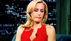 Sex stellagibson:  Gillian Anderson + lips thing pictures