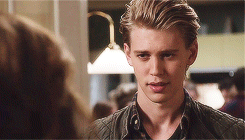 dsvefranco:  The Carrie Diaries S2E09 + Sebastian Kydd. 