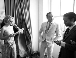 megha:  carey mulligan, leonardo dicaprio, and tobey maguire on the set of the great gatsby (2013) 