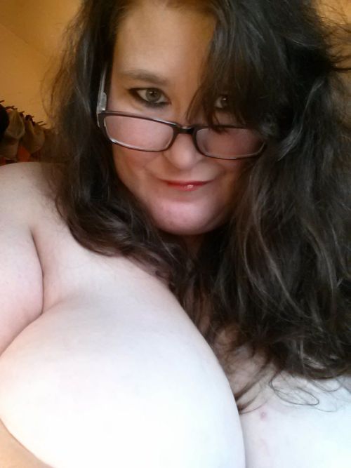 Porn Pics wickedlywenchy:  glockster21:  Sexy in glasses?