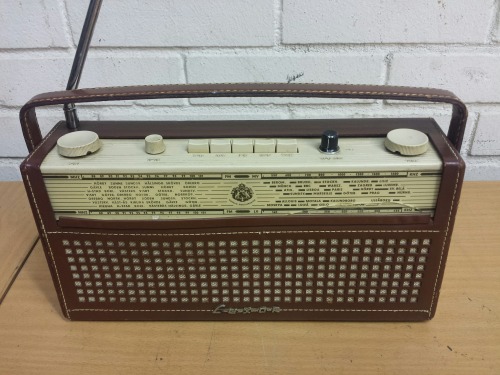 Luxor Merit BT505 Transistor Radio, 1965