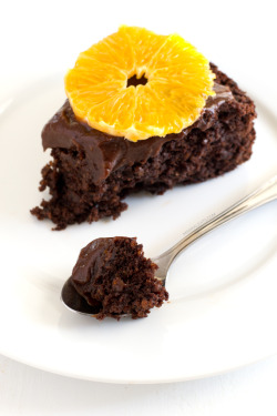 foodishouldnoteat:  do-not-touch-my-food:  Chocolate Orange Cake  if you love food follow my blog!