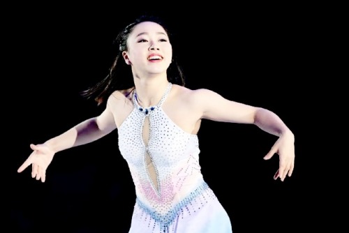 riverflowsinyou:Wakaba Higuchi, Hallelujah at 2017 Dreams on Ice.