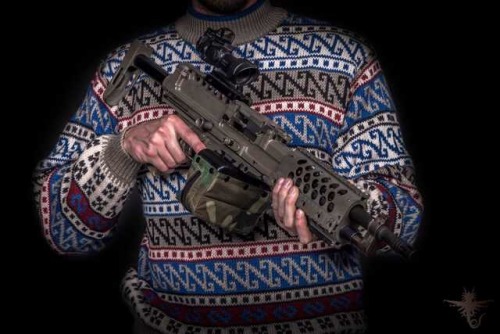 libertybill:  mk-ultra-armory:  Cold weather is upon us, so let’s bring out the sweaters and LMGs  ‘Tis the season. 