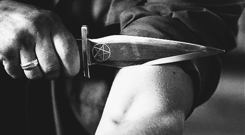 mooseleys: Wincest AU: After losing his humanity, Dean embraces Sam’s old habit of drinking de