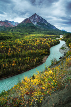 intothegreatunknown:   King Mountain and the Matanuska River     