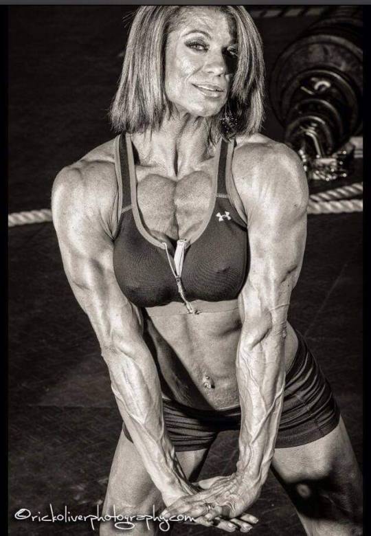 XXX fitfemalefan:Tracy Weller photo