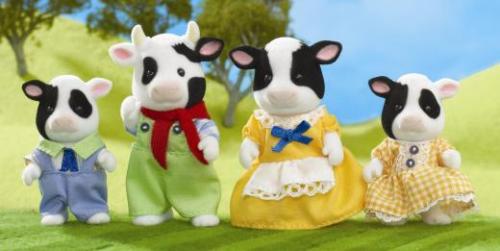 ladys-toychest:Calico Critters Friesian Cow Family