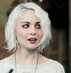 buffyfaiths:  I’ve never been to America. 