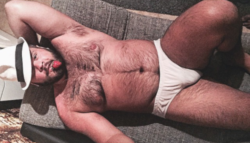 bearlycare:  nippletheory:  woooow  dreams 