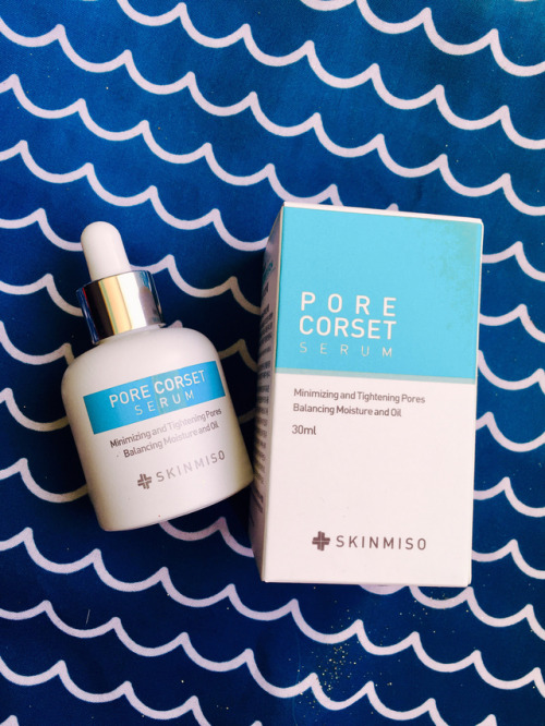 I saw this Skinmiso Pore Corset Serum in a buzzfeed video and it sounded pretty great so I grabbed a