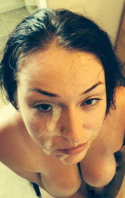 hotoral:  Hot amateur takes a messy facial