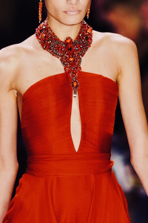 lacetulle:Monique Lhuillier | Fall/Winter 2005