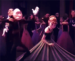 popculturebrain:  kristoffbjorgman:  this is the only frozen-related gifset you’ll ever need  I thought I saw that dance somewhere before.   When I saw Frozen in theaters the other day I saw that guy do that chicken dance and I was like “wow,