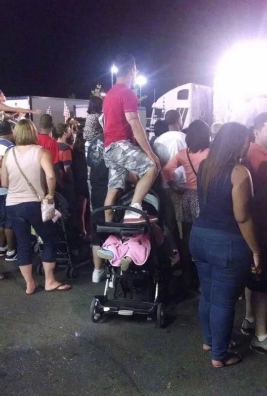 sincerely-isyss:  impaled:    Fuck them kids