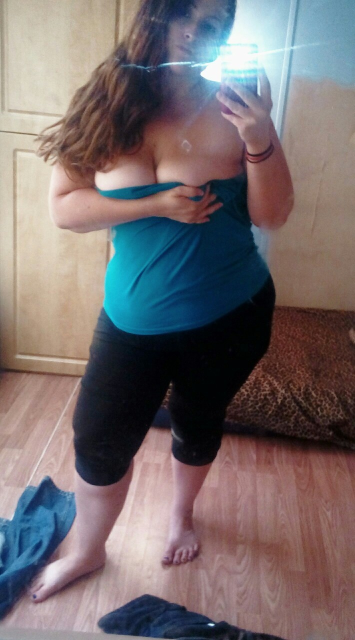 sexymelbournechubbygirls:  bustygoddessworship:  sexysteph90:  Hmm what do you think?