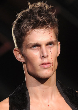 voulair:  Dsquared2 Fall 2010 