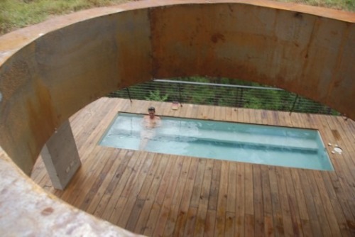 [ Casa RD | VASHO | Jarabacoa, Rep. Dominicana | via: archdaily.mx ]