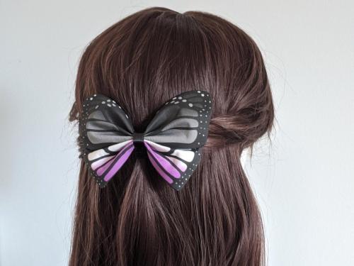 snootyfoxfashion:LGBTQ+ Monarch Butterfly Hair Bows from TerrafayeSeemingsLGBTQ+ // Lesbian // Panse