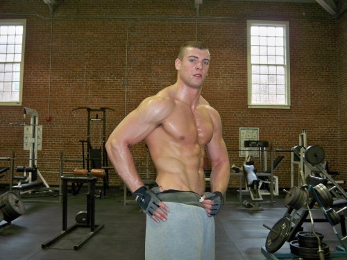 smellyandirtymen: hot sweaty men