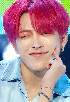 alltoozero:(190622) Wave ending  HES SO CUTEEE
