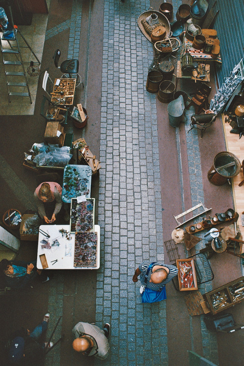 hellanne:The Antiques Market (by Clickedyclickedy)