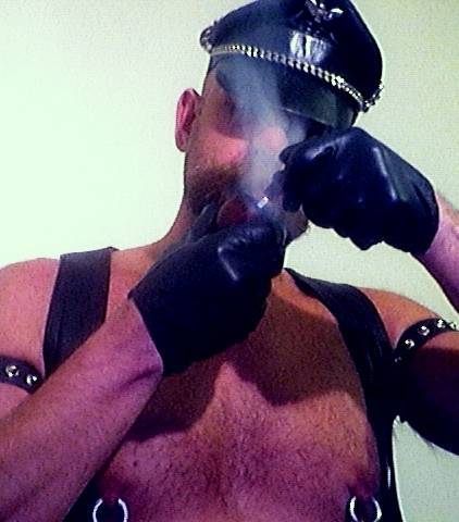 Cigar and Pipe-Smoking Leather Sir