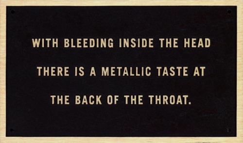 foaming: Jenny Holzer