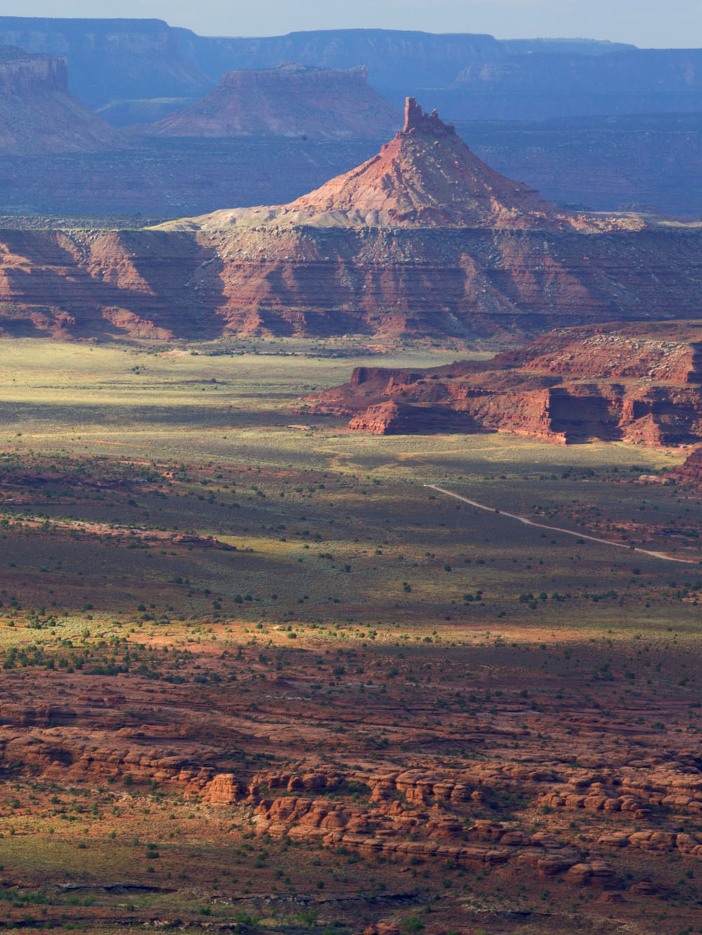 americasgreatoutdoors:  Located between Monticello and Moab, Utah, is Canyon Rims