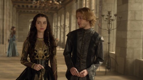 REIGN 1x06: ADELAIDE KANE wearing TEMPERLEY LONDON (http://fashion-of-reign.tumblr.com/post/80906008