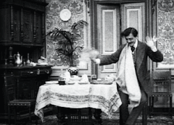 Max Linder ~ Troubles Of A Grasswidower ~ Max Reprend Sa Liberté (1912)